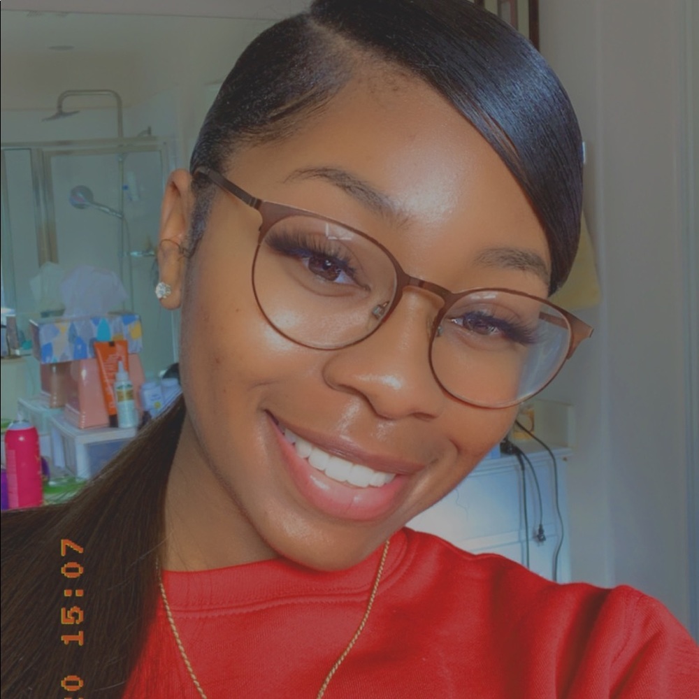 Meet your Posher, Diamon